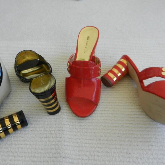 TWO PAIRS AK Anne Klein Red & BLACK PATENT Open Toe Slide Sandals Size 10M - Picture 11 of 14